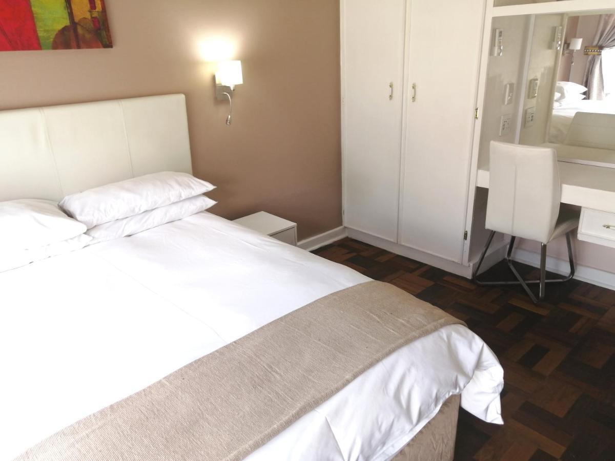 Easy Inn Guesthouse Welkom Exterior photo