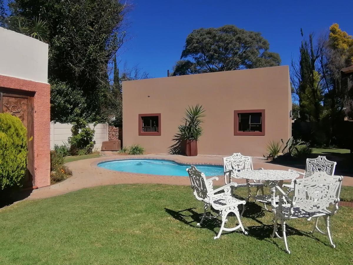 Easy Inn Guesthouse Welkom Exterior photo