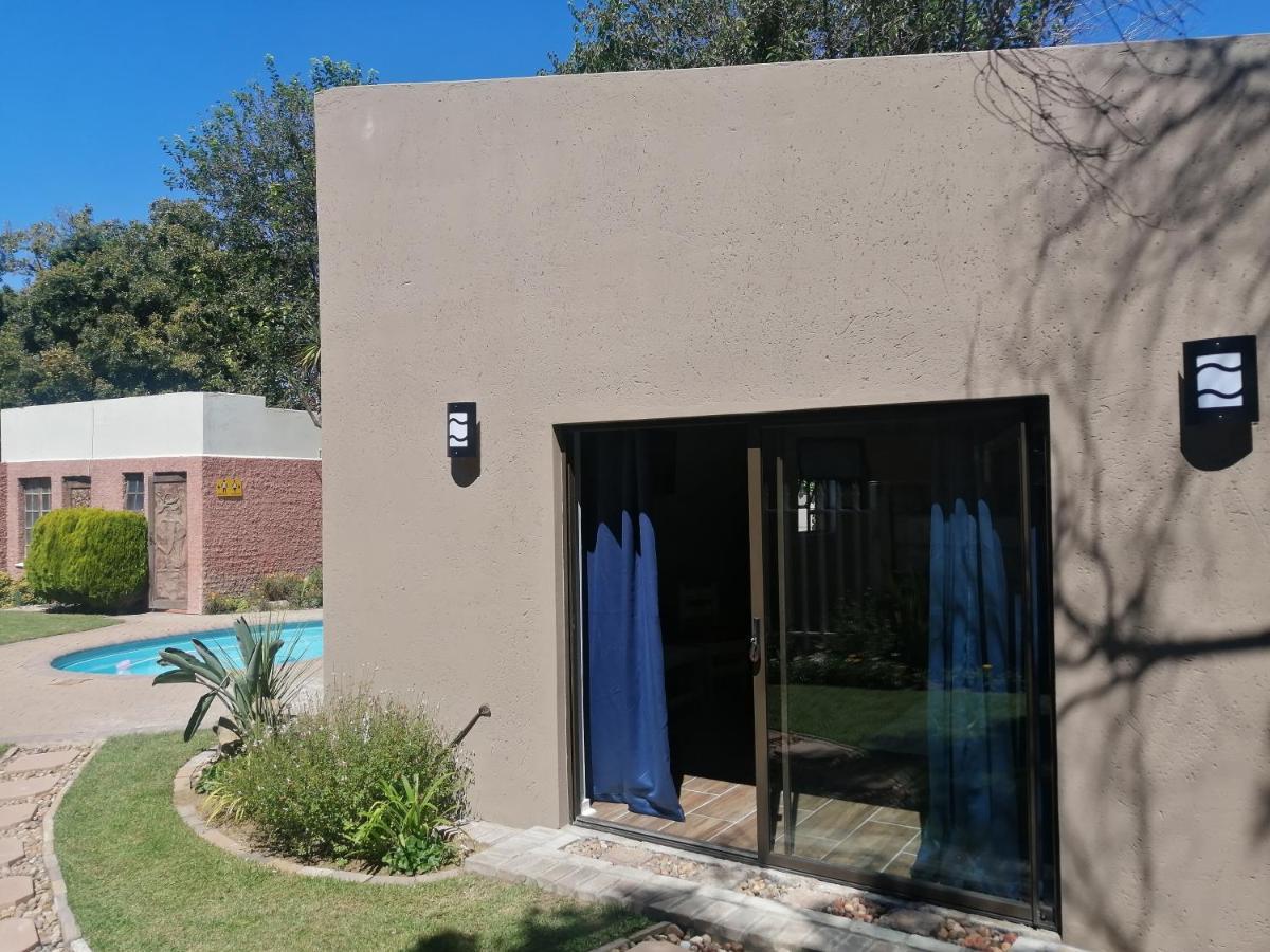 Easy Inn Guesthouse Welkom Exterior photo