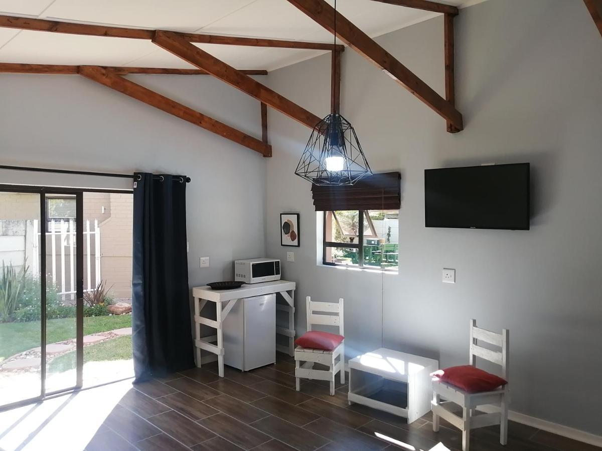 Easy Inn Guesthouse Welkom Exterior photo